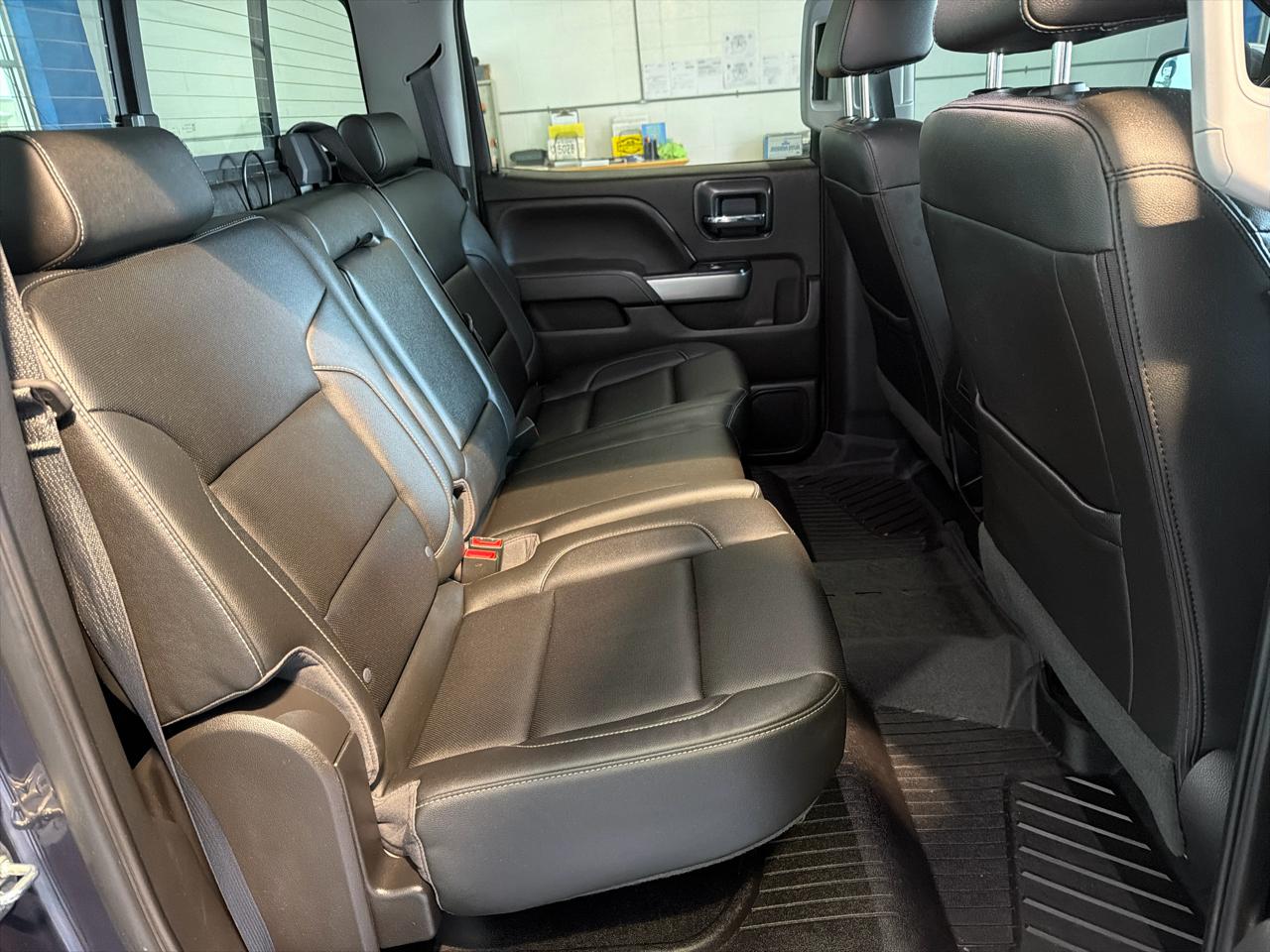 Chevrolet Silverado 1500 4WD Crew Cab 143.5" LTZ w/2LZ 2018