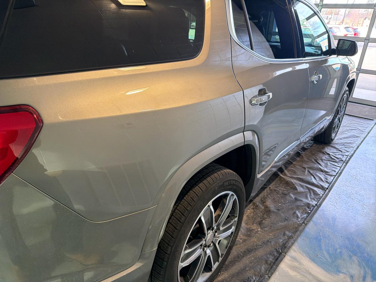 GMC Acadia AWD 4dr Denali 2019