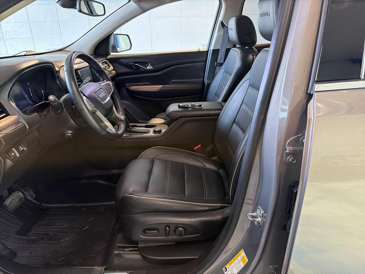 GMC Acadia AWD 4dr Denali 2019