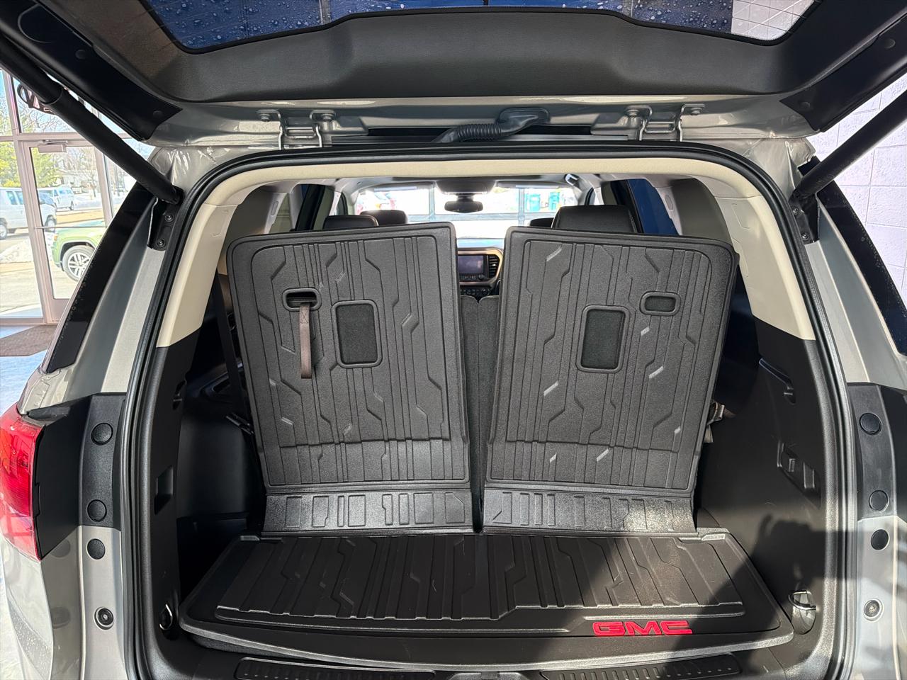 GMC Acadia AWD 4dr Denali 2019