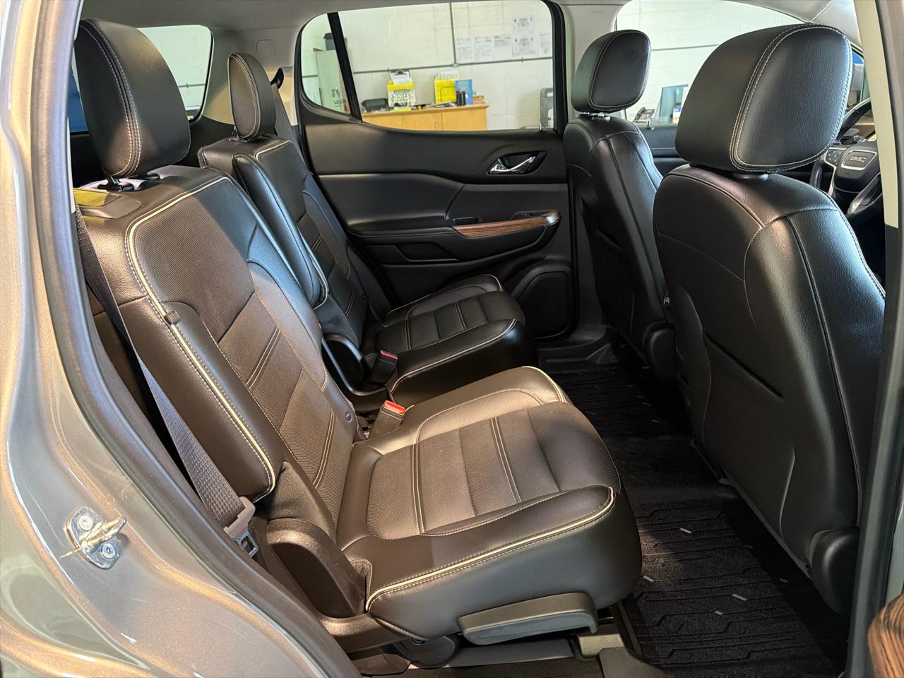 GMC Acadia AWD 4dr Denali 2019