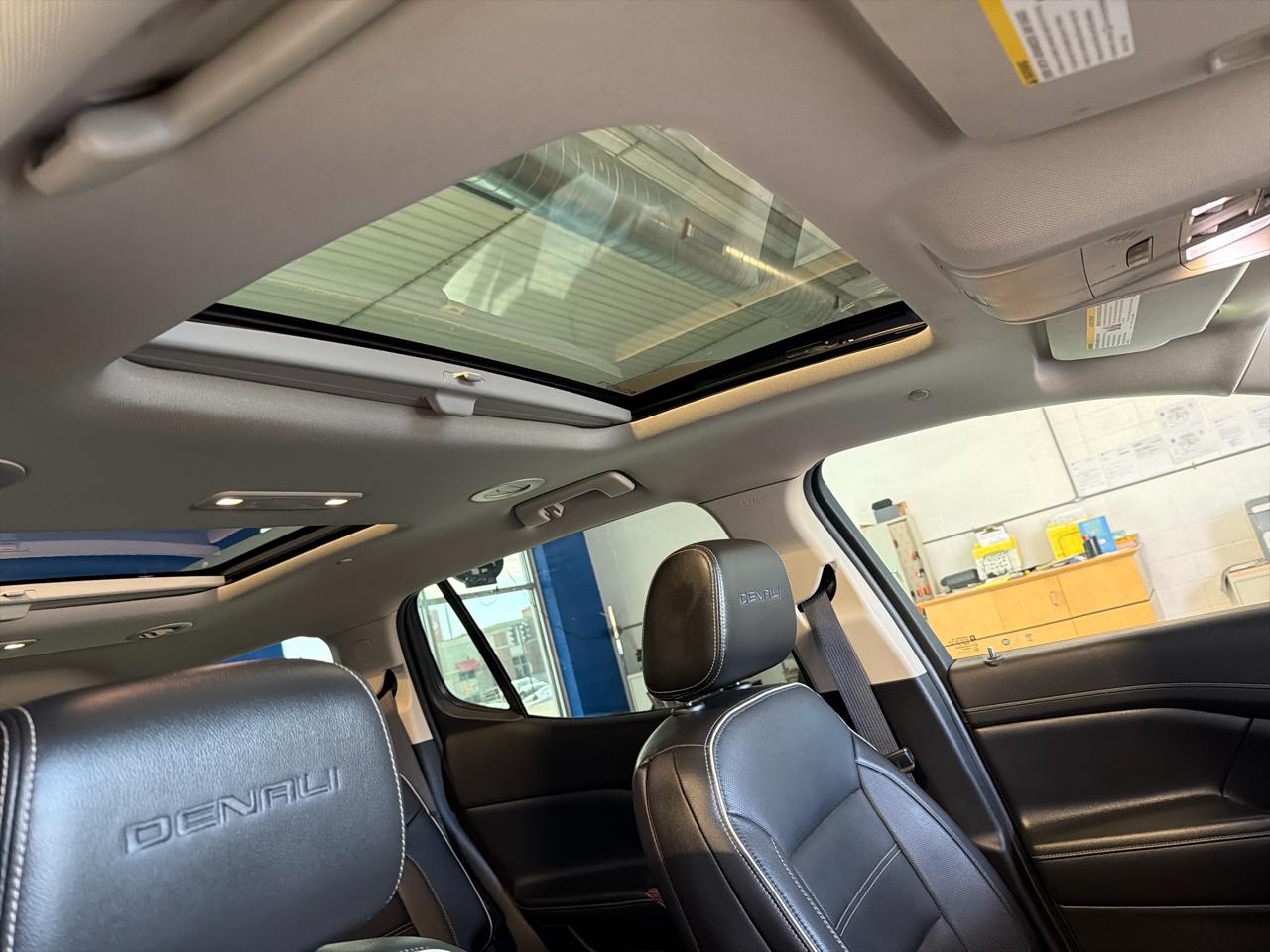 GMC Acadia AWD 4dr Denali 2019