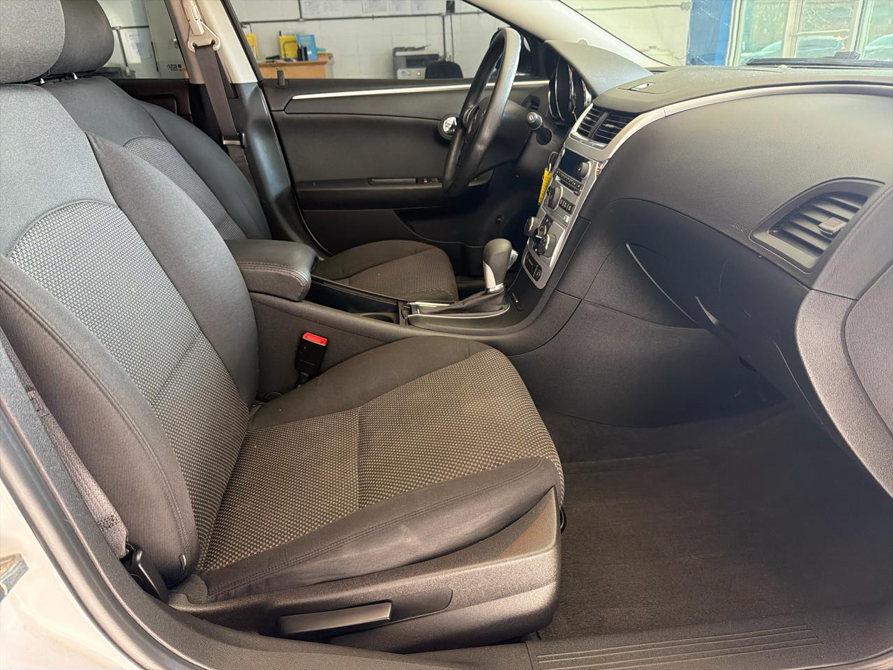 Chevrolet Malibu 4dr Sdn LT w/1LT 2012