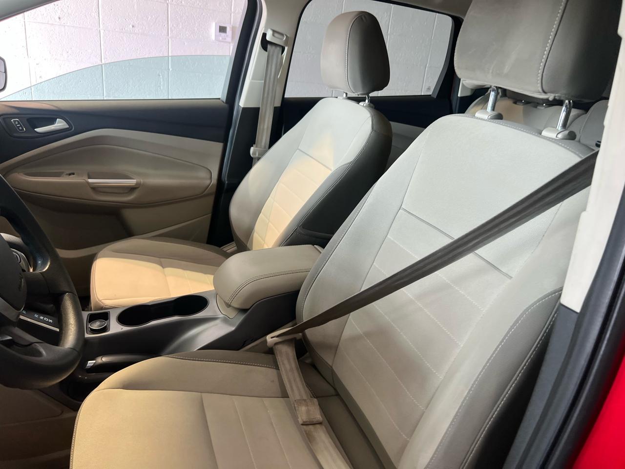 Ford Escape 4WD 4dr SE 2014