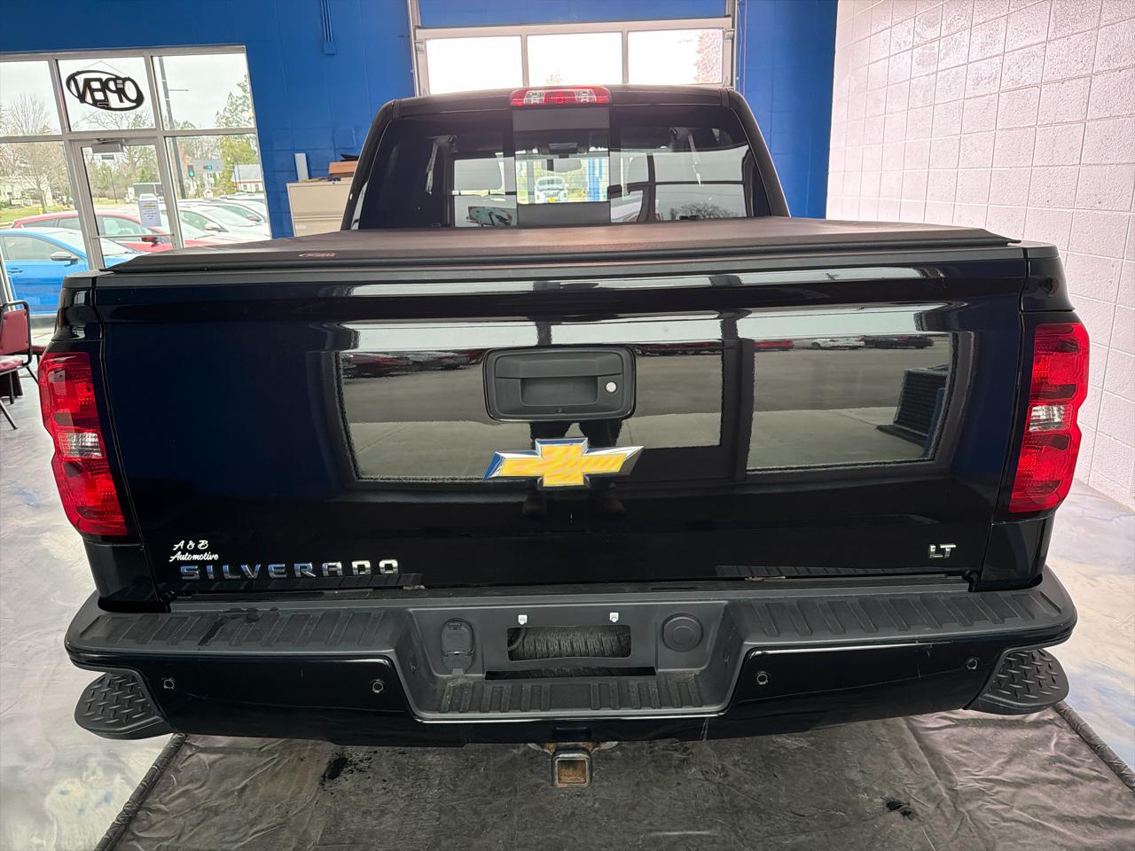 Chevrolet Silverado 1500 4WD Crew Cab 143.5" LT w/2LT 2016