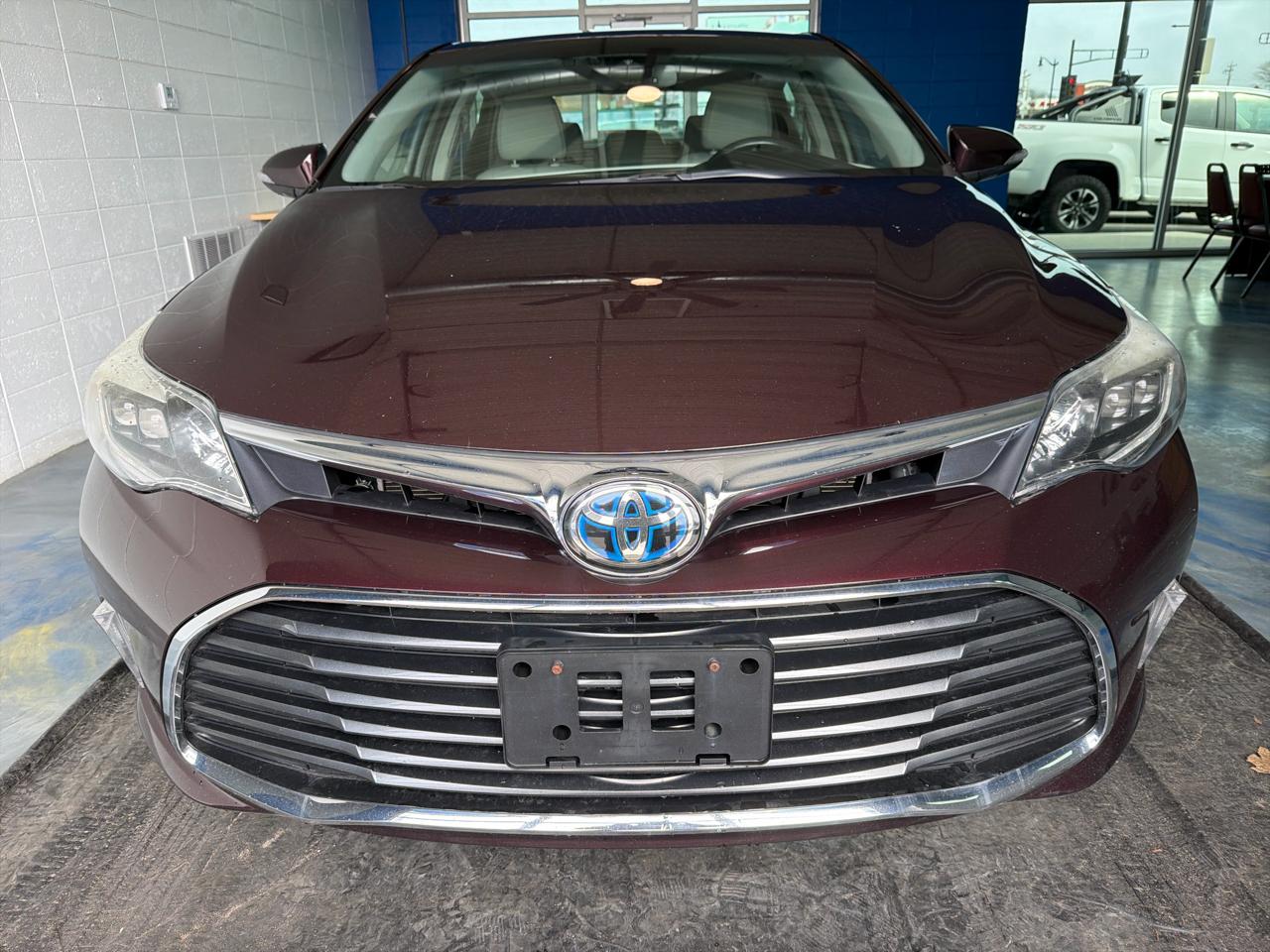 Toyota Avalon Hybrid Limited (Natl) 2017