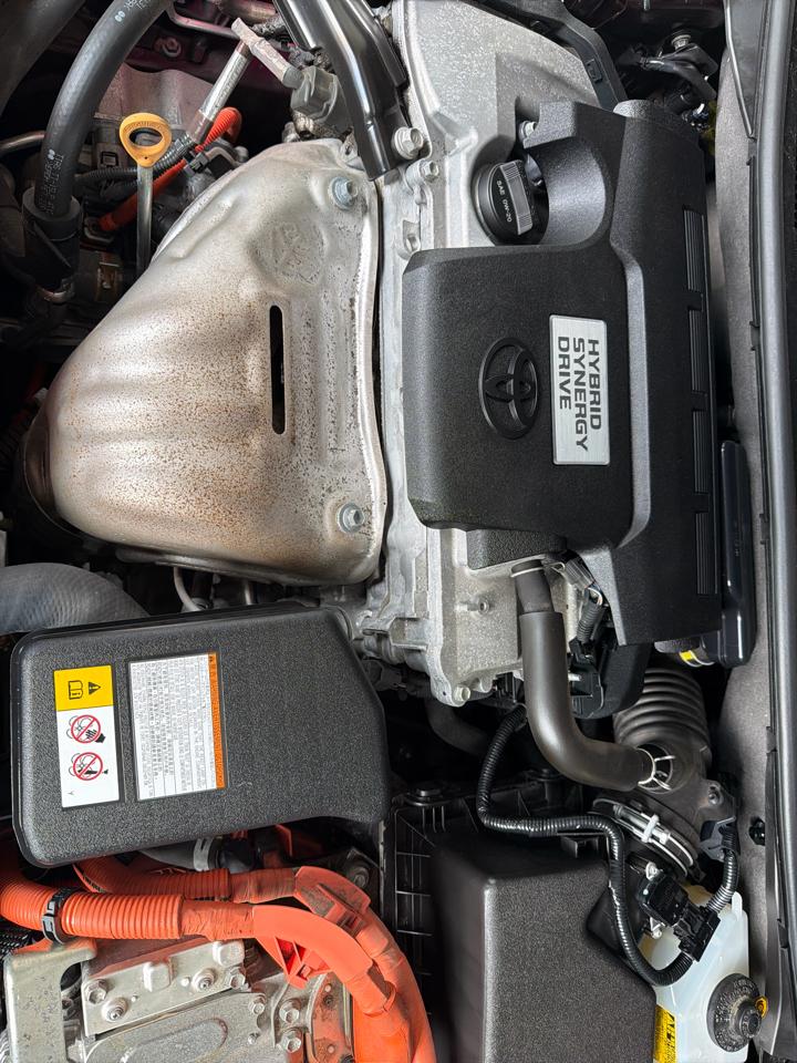 Toyota Avalon Hybrid Limited (Natl) 2017