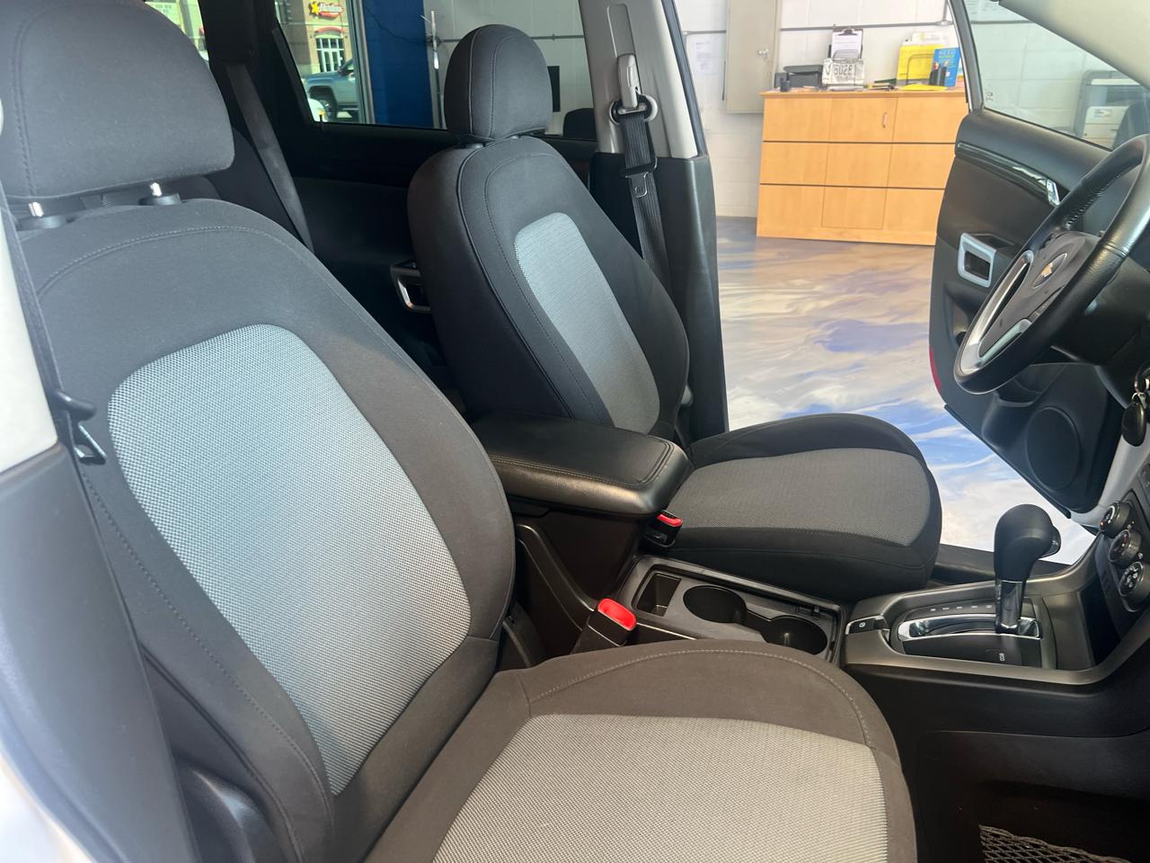 Chevrolet Captiva Sport Fleet FWD 4dr LT 2015