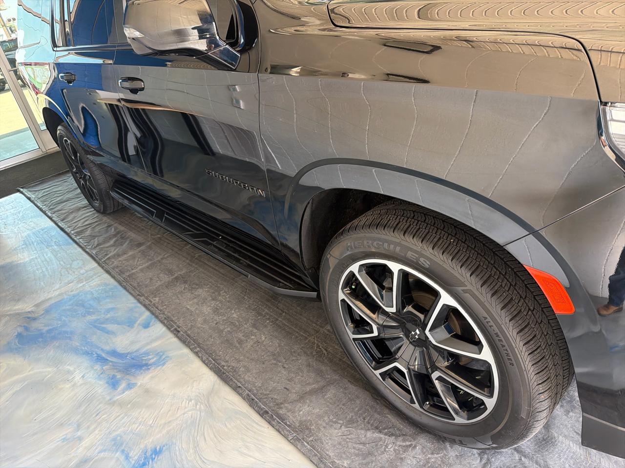 Chevrolet Suburban 4WD 4dr RST 2022