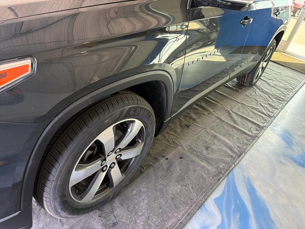 Chevrolet Traverse AWD 4dr LT Leather 2020