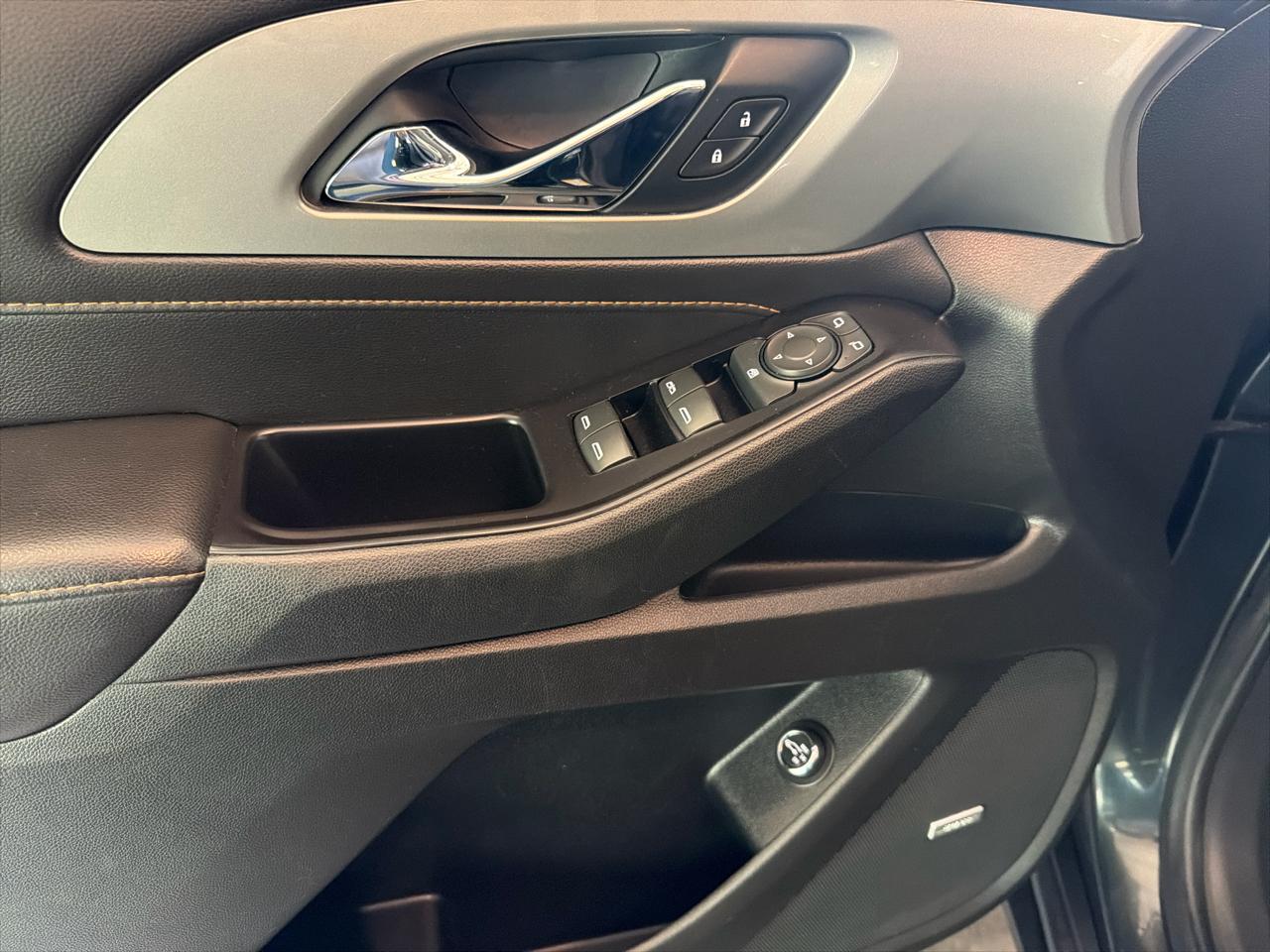 Chevrolet Traverse AWD 4dr LT Leather 2020