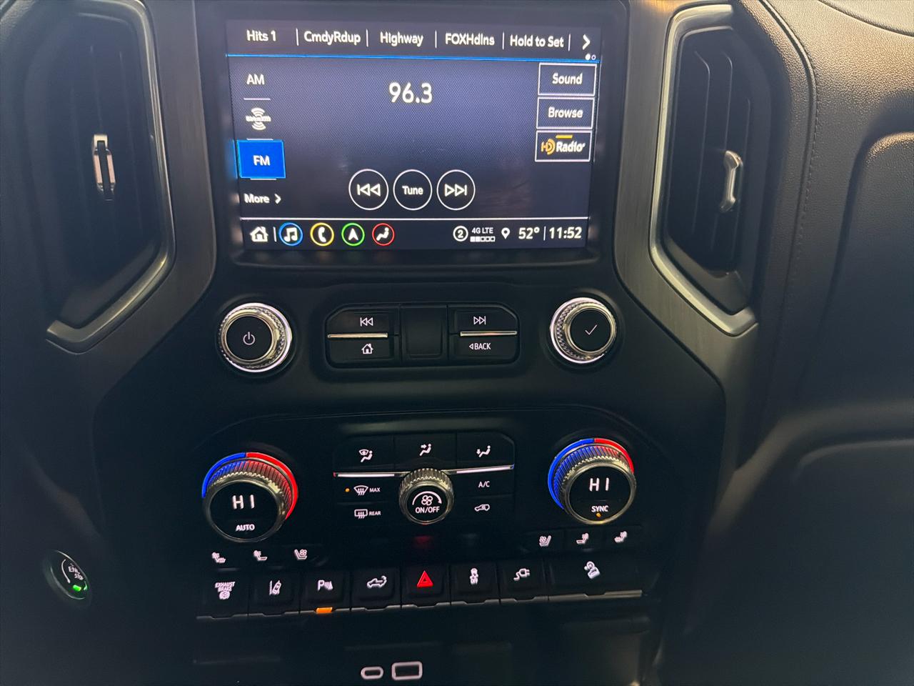 GMC Sierra 3500HD 4WD Crew Cab 159" Denali 2021