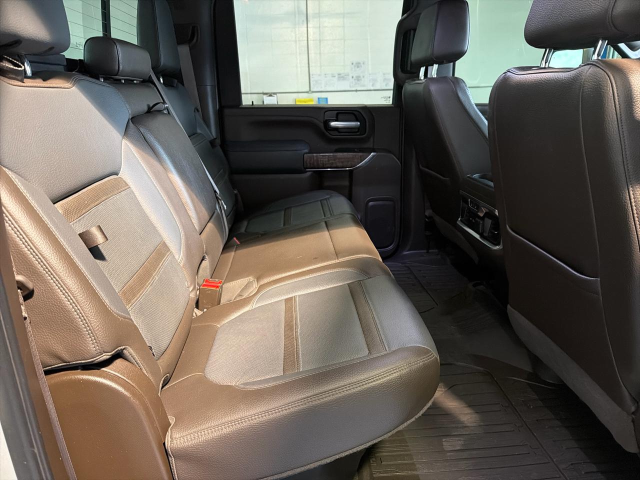 GMC Sierra 3500HD 4WD Crew Cab 159" Denali 2021