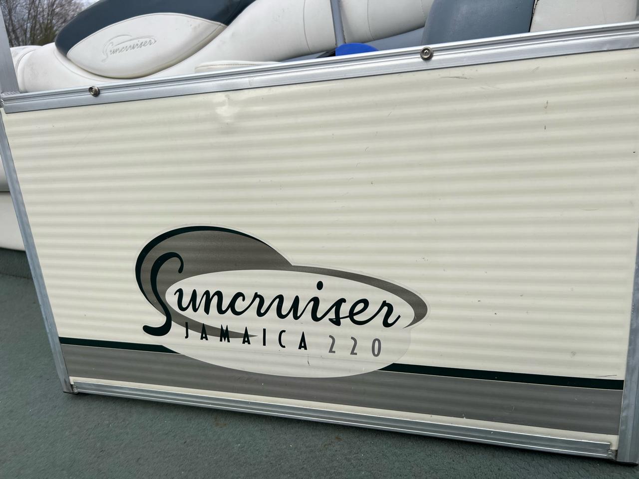 Lowe Suncruiser  2000