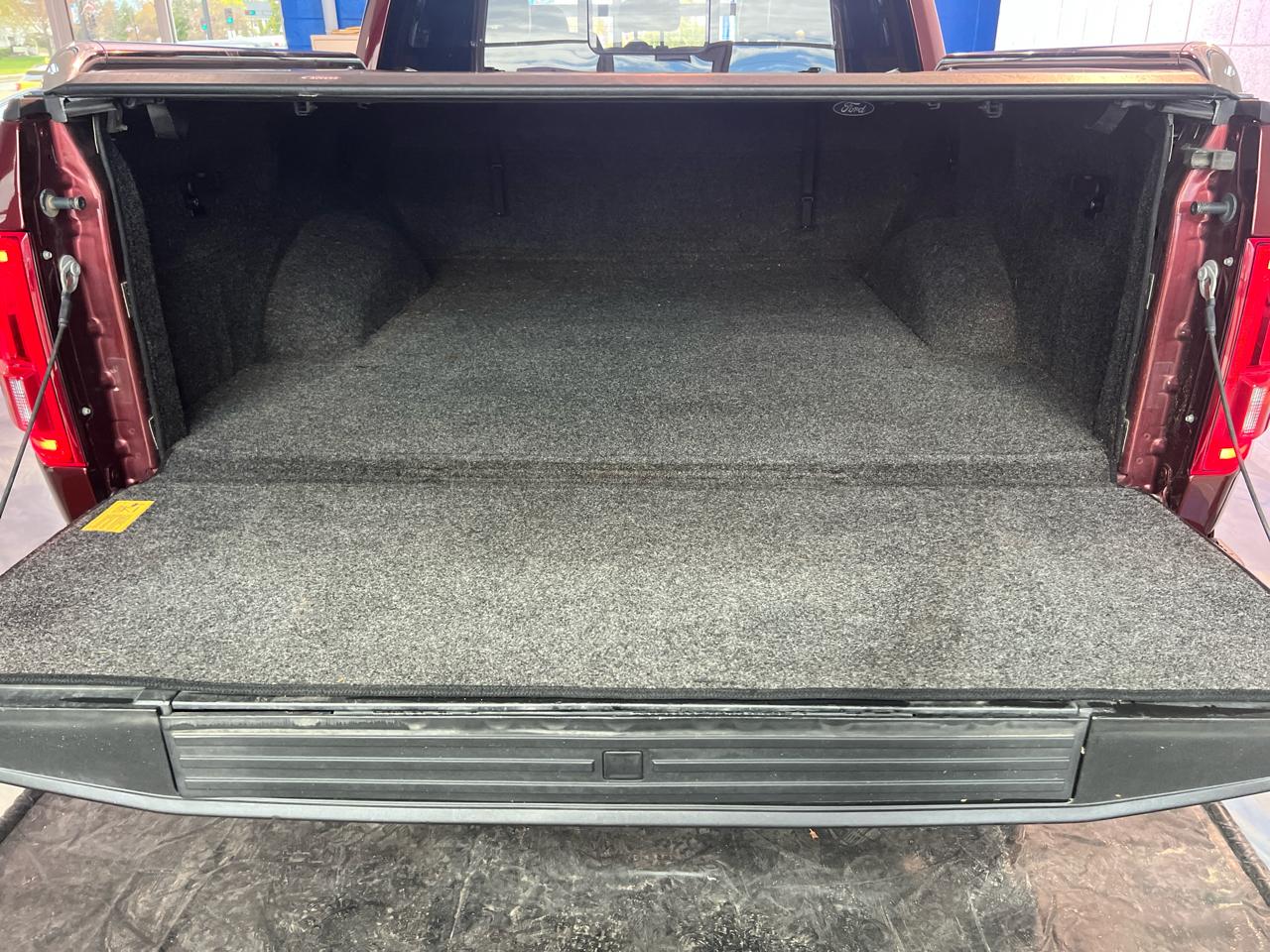 Ford F-150 Lariat SuperCrew Short Box 4WD 2015