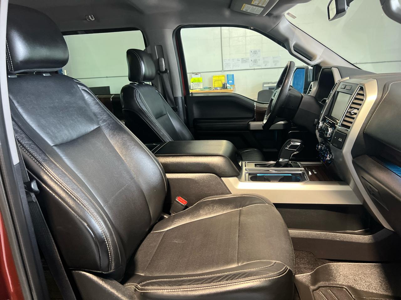 Ford F-150 Lariat SuperCrew Short Box 4WD 2015