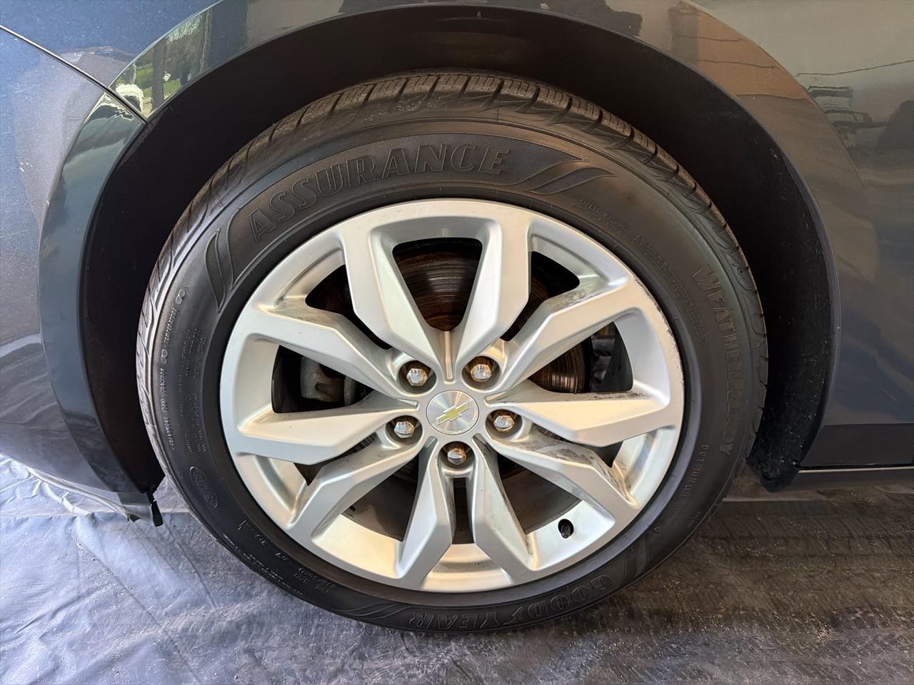 Chevrolet Impala 4dr Sdn LT w/1LT 2018