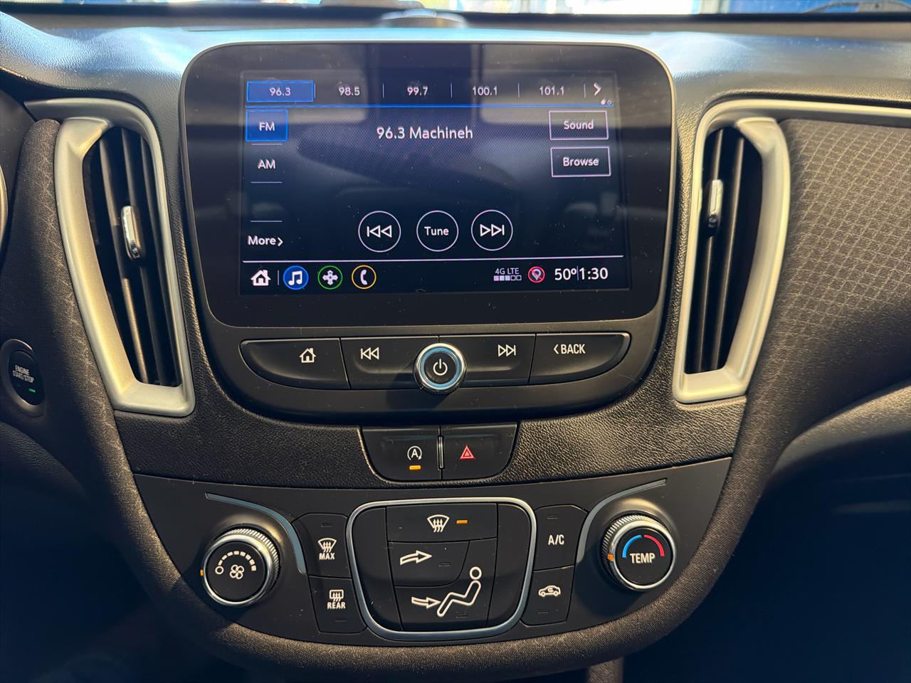 Chevrolet Malibu 4dr Sdn RS 2020