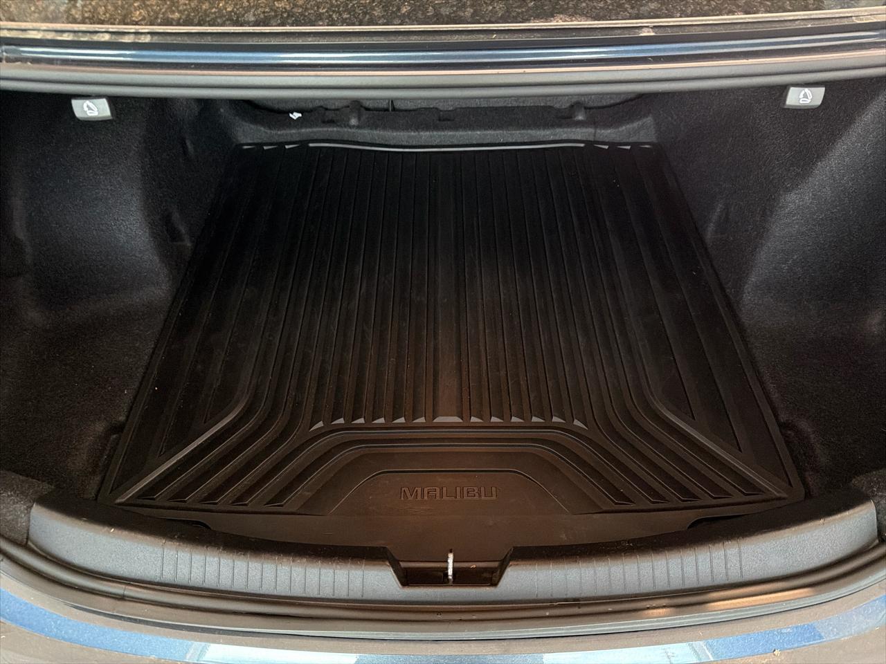 Chevrolet Malibu 4dr Sdn RS 2020