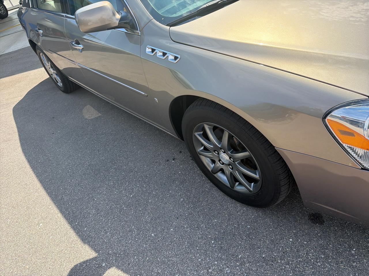 Buick Lucerne 4dr Sdn V6 CXL 2007