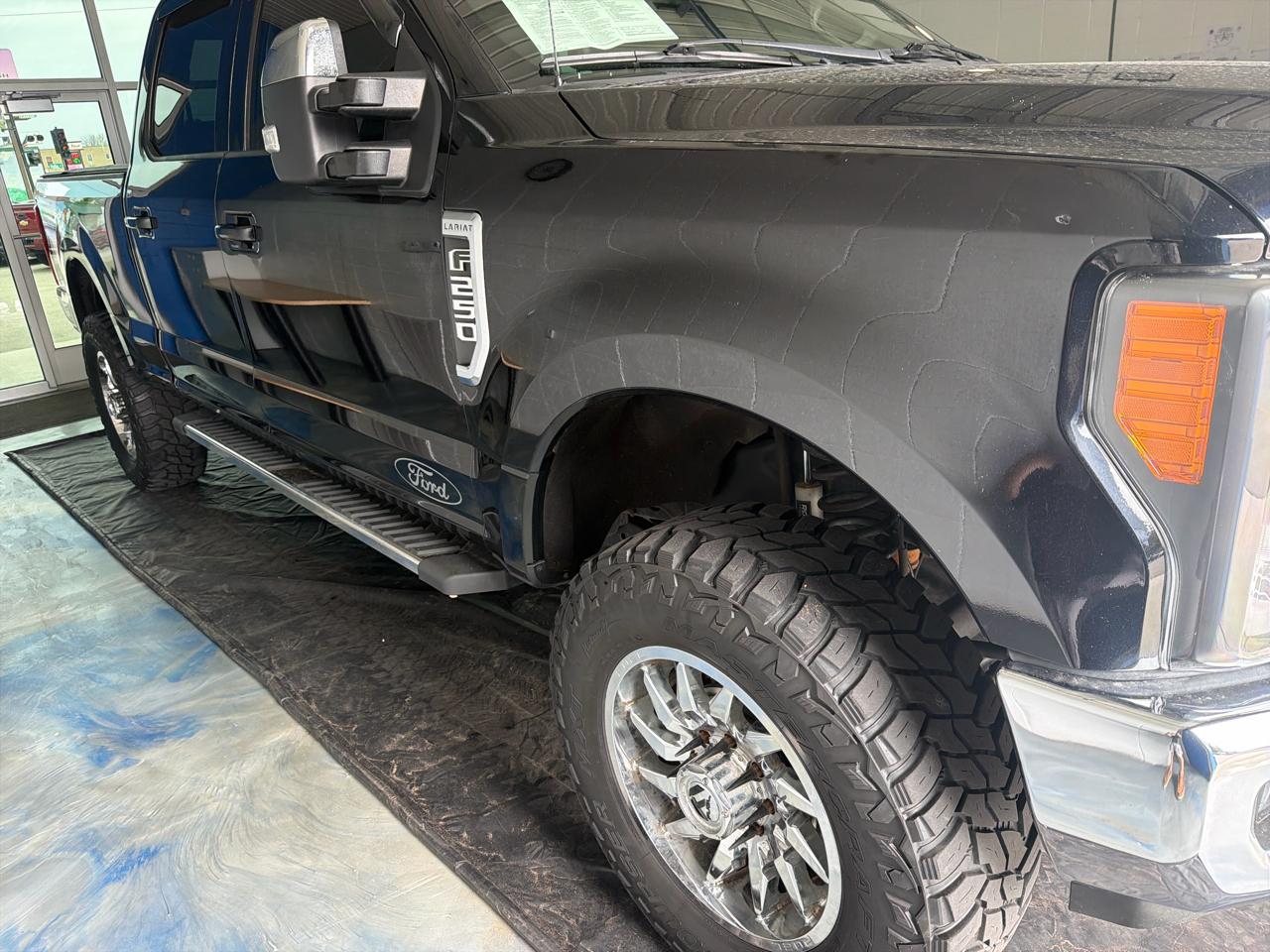 Ford Super Duty F-250 SRW 4WD Crew Cab 172" Lariat 2017