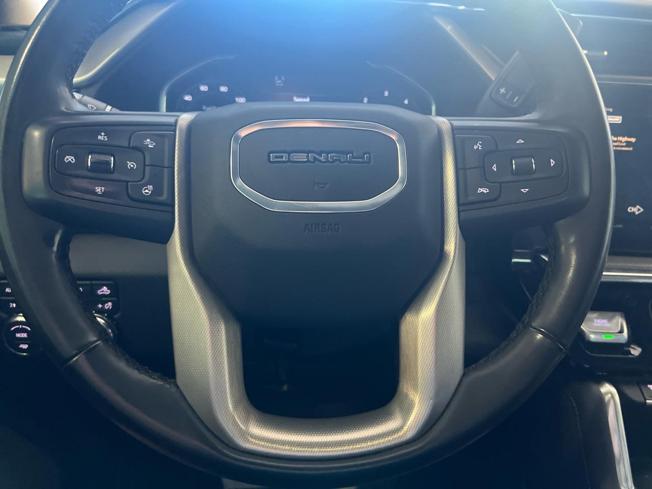 GMC Sierra 2500HD 4WD Crew Cab 159" Denali 2024