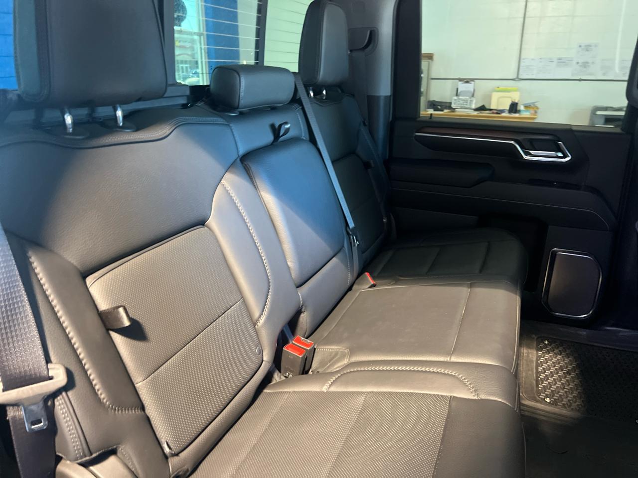 GMC Sierra 2500HD 4WD Crew Cab 159" Denali 2024