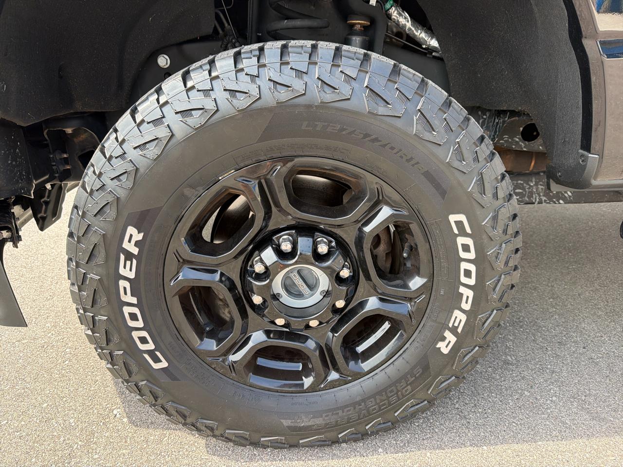 Ford Super Duty F-250 SRW XL 4WD Reg Cab 8' Box 2023