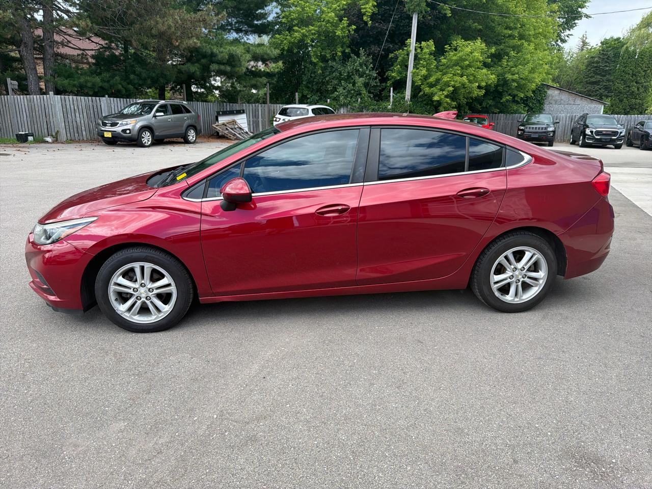 Chevrolet Cruze 4dr Sdn 1.4L LT w/1SD 2017