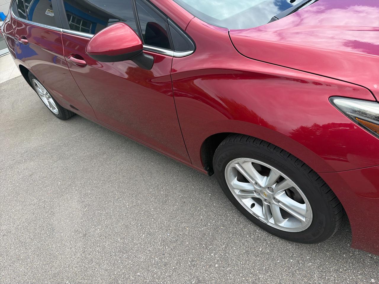 Chevrolet Cruze 4dr Sdn 1.4L LT w/1SD 2017