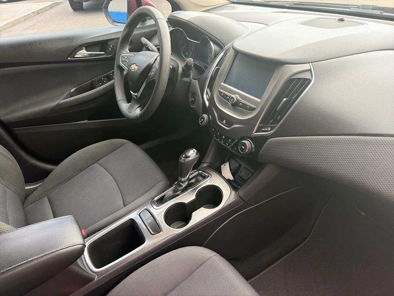 Chevrolet Cruze 4dr Sdn 1.4L LT w/1SD 2017