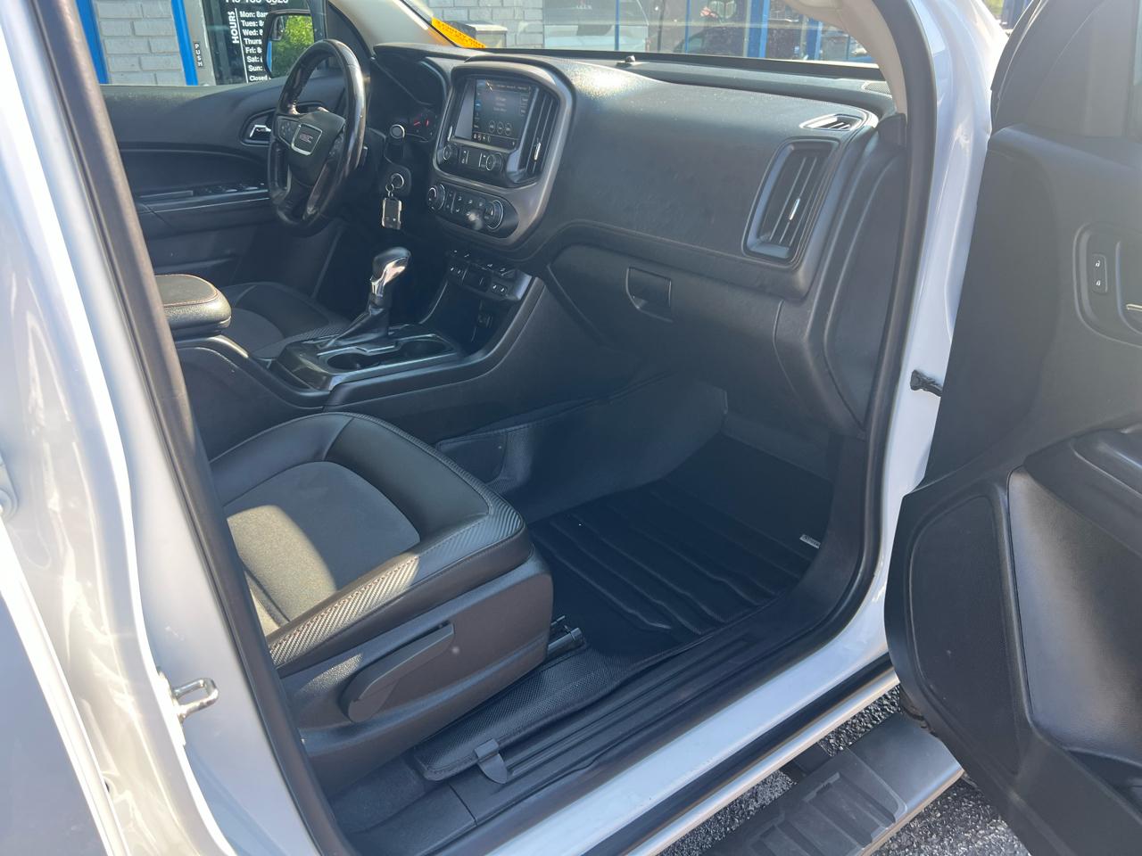 GMC Canyon 4WD Crew Cab 128" AT4 w/Cloth 2021