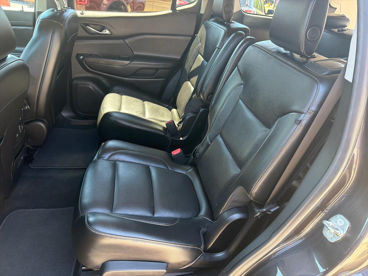 GMC Acadia AWD 4dr SLT w/SLT-1 2019