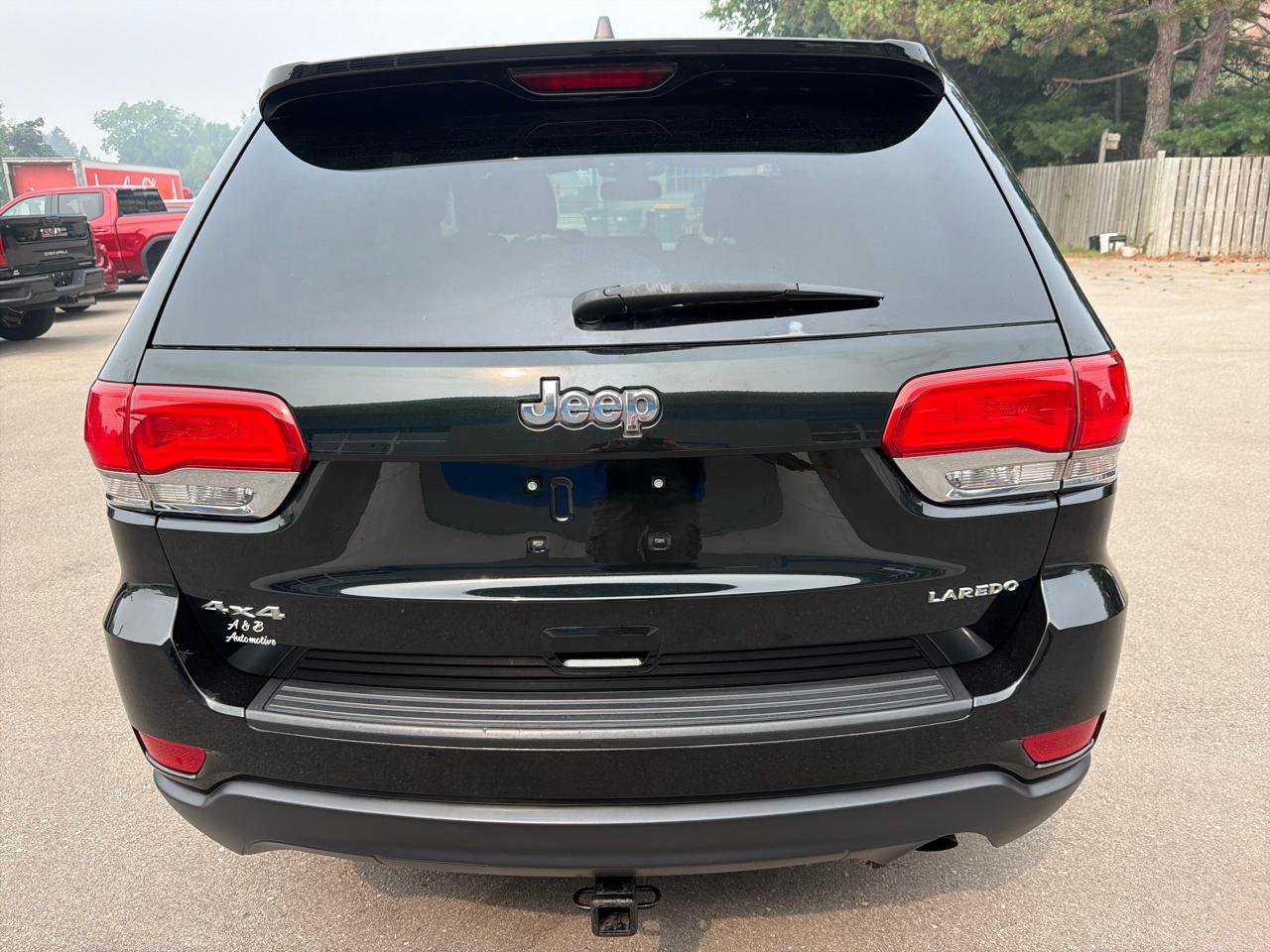 Jeep Grand Cherokee 4WD 4dr Laredo 2014