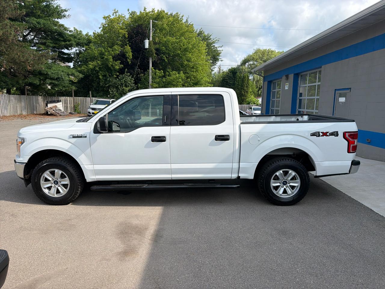 Ford F-150 4WD SuperCrew 139" XLT 2018