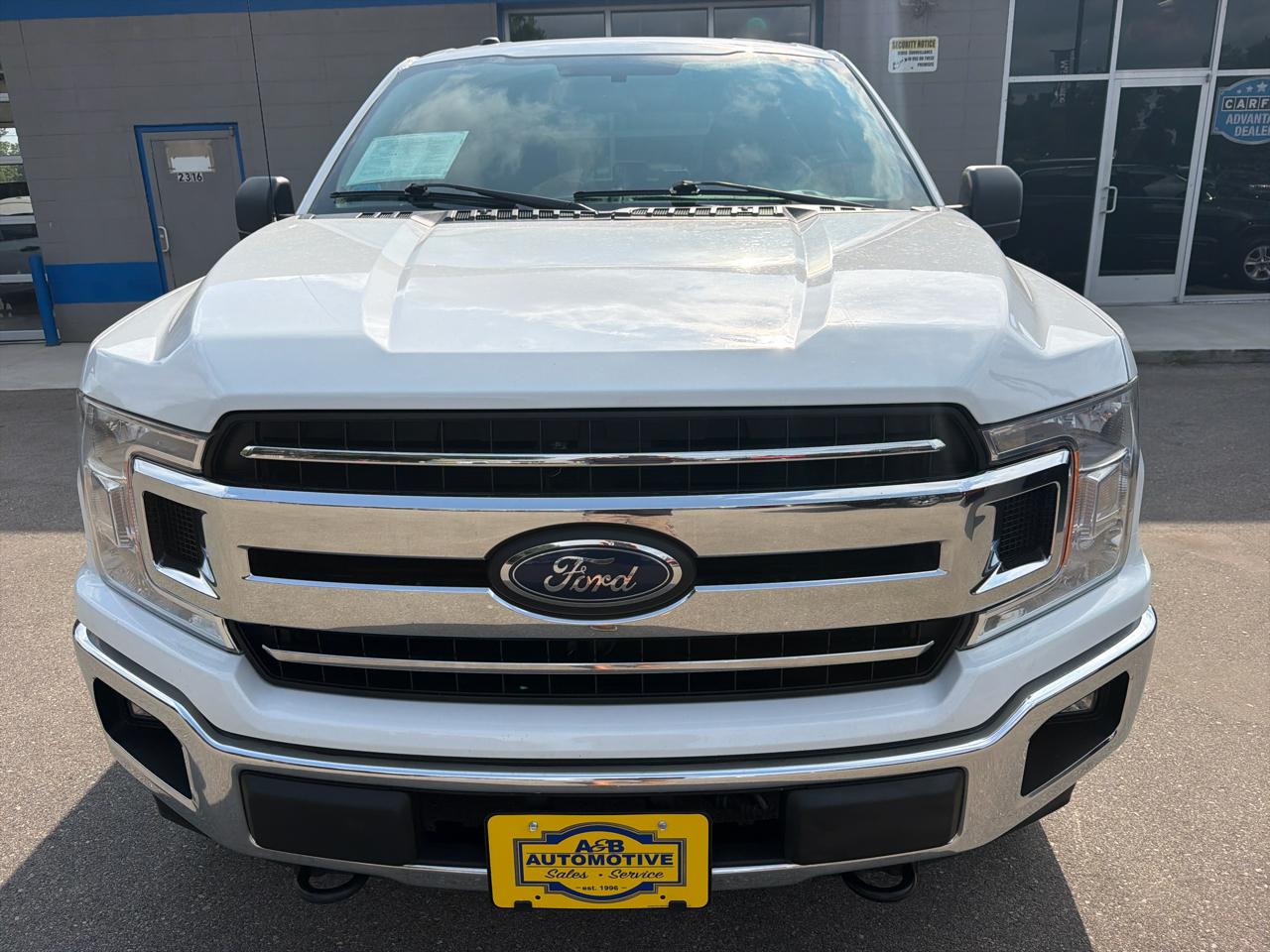 Ford F-150 4WD SuperCrew 139" XLT 2018