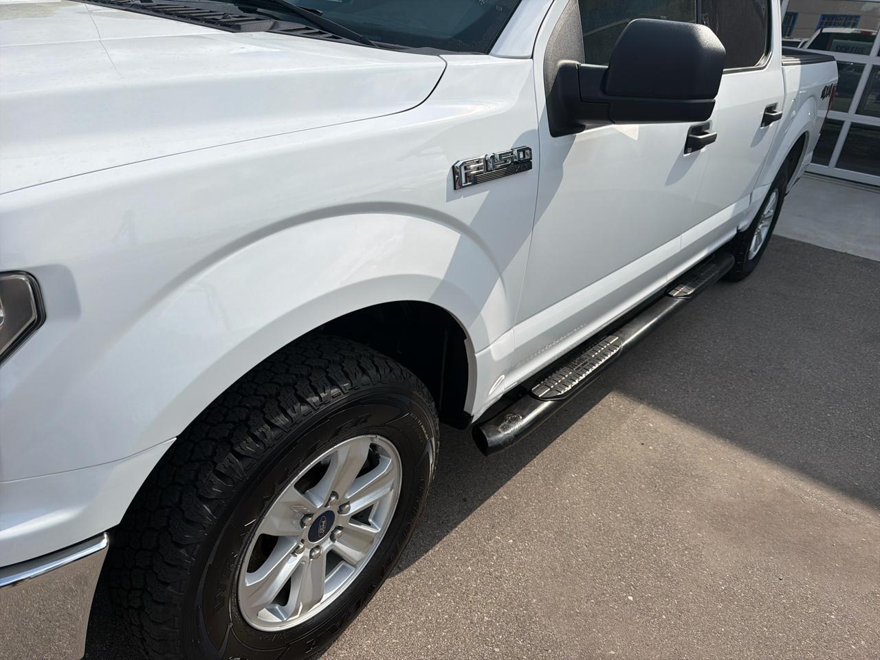 Ford F-150 4WD SuperCrew 139" XLT 2018
