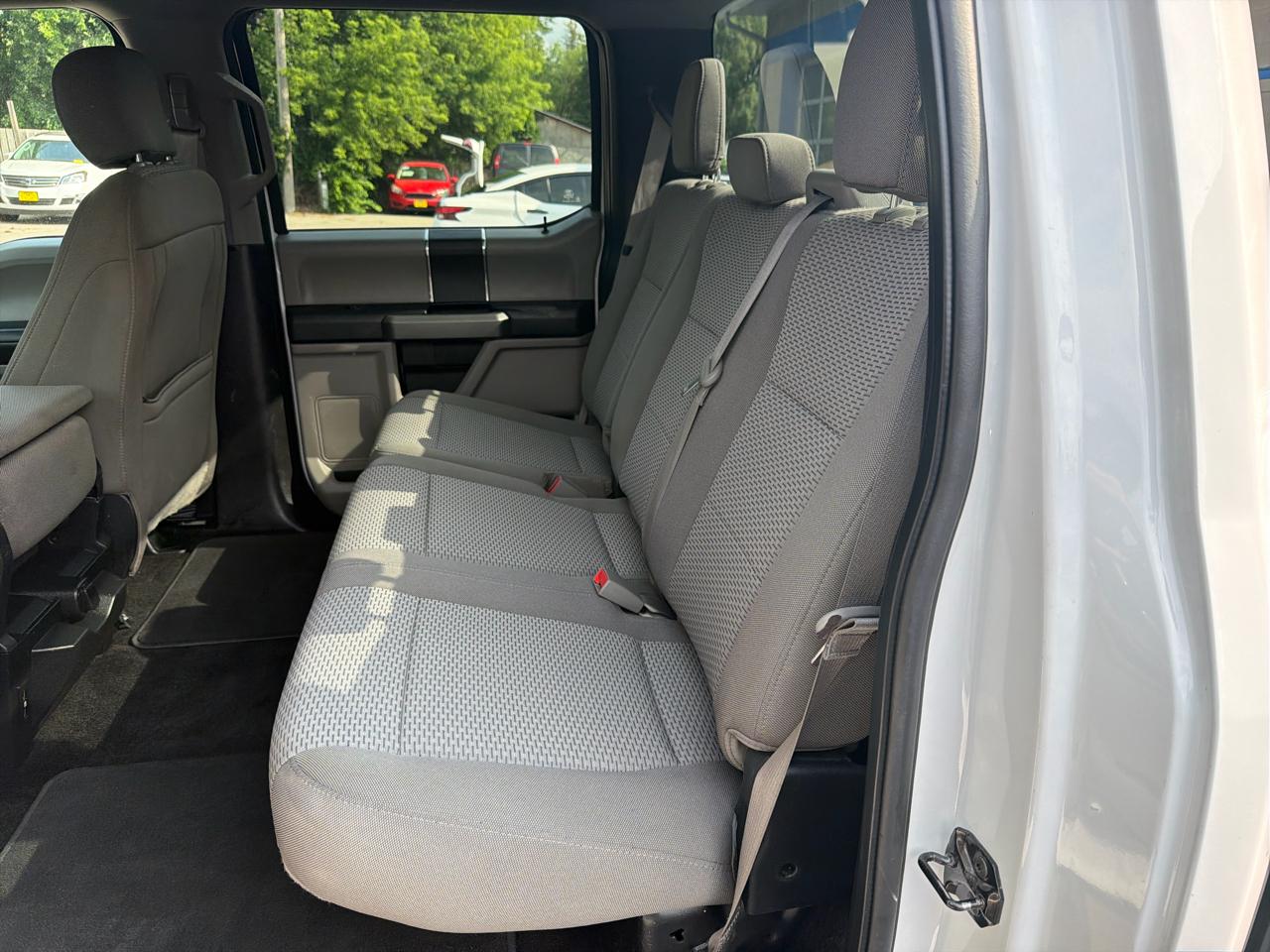 Ford F-150 4WD SuperCrew 139" XLT 2018