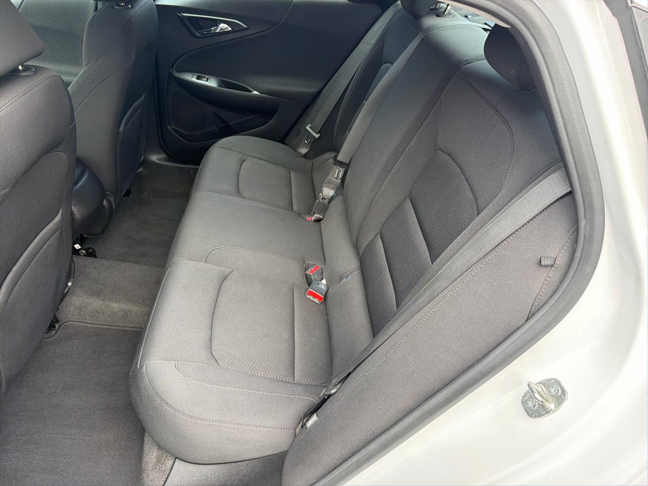 Chevrolet Malibu 4dr Sdn RS 2020