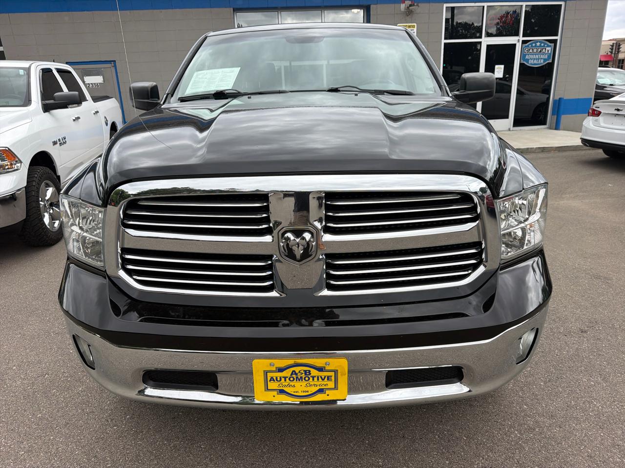 RAM 1500 4WD Crew Cab 140.5" Big Horn 2014