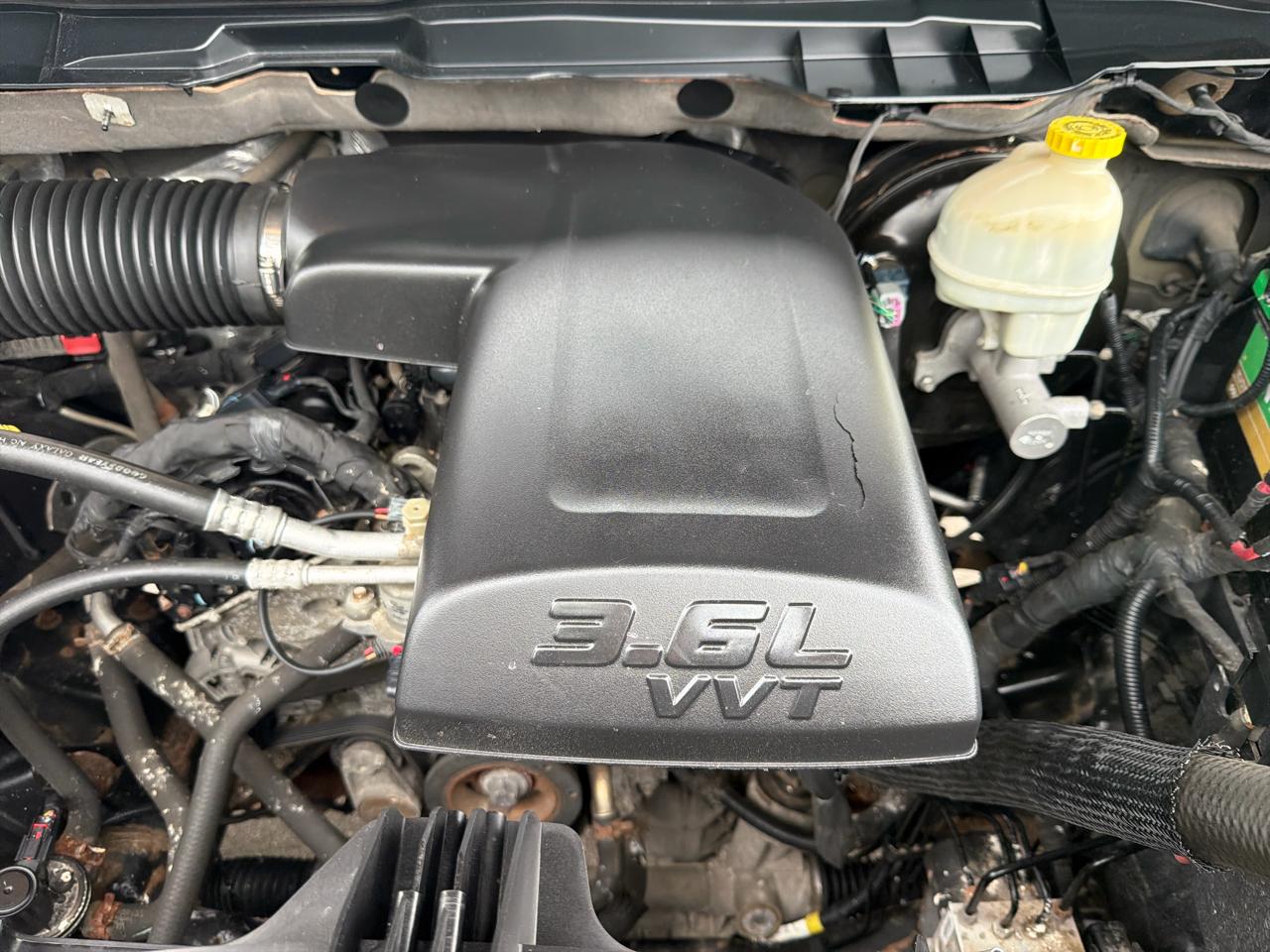 RAM 1500 4WD Crew Cab 140.5" Big Horn 2014