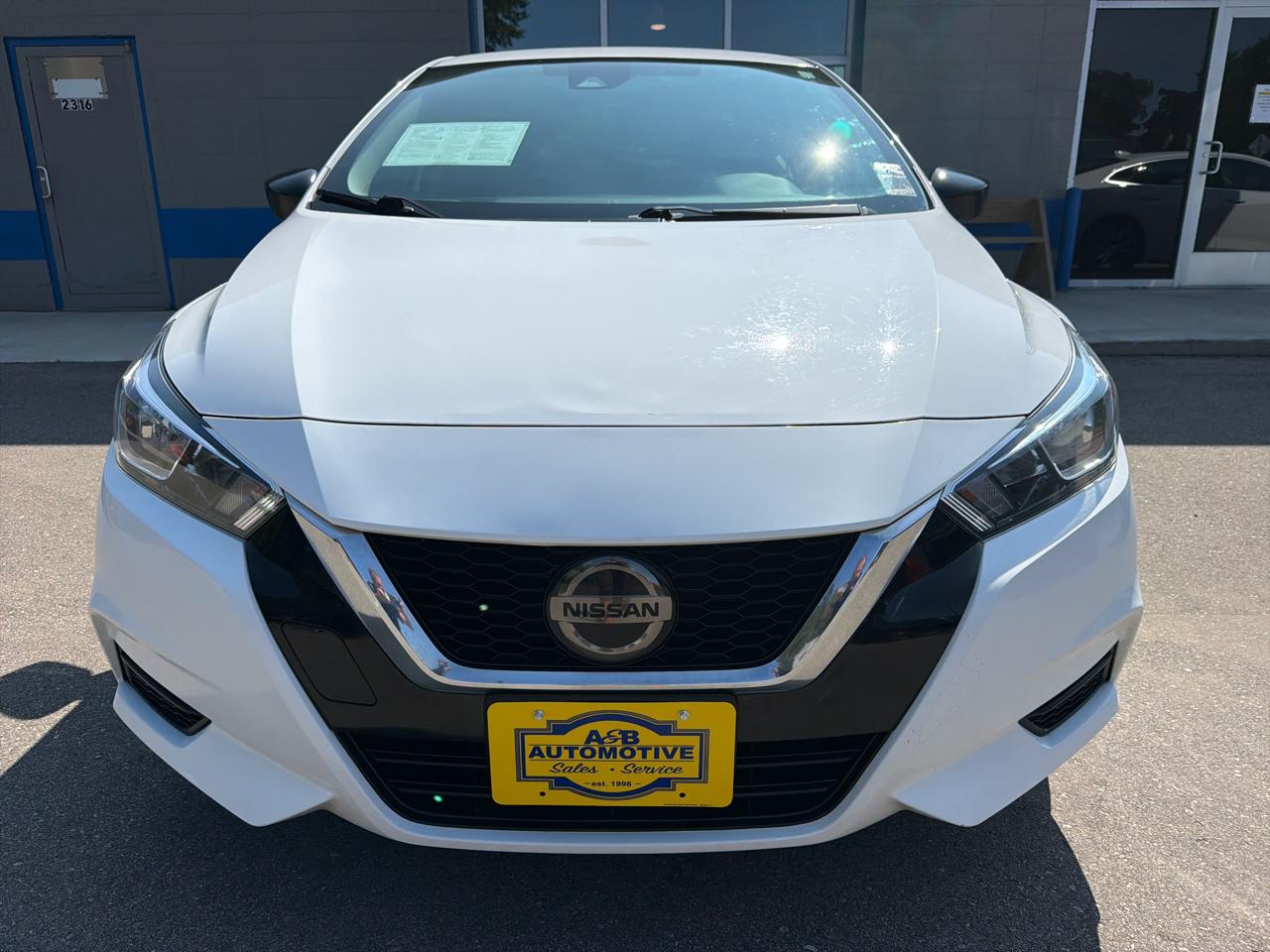 Nissan Versa S CVT 2020