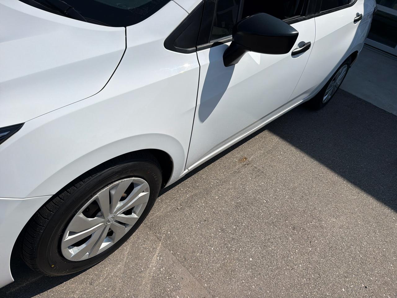 Nissan Versa S CVT 2020