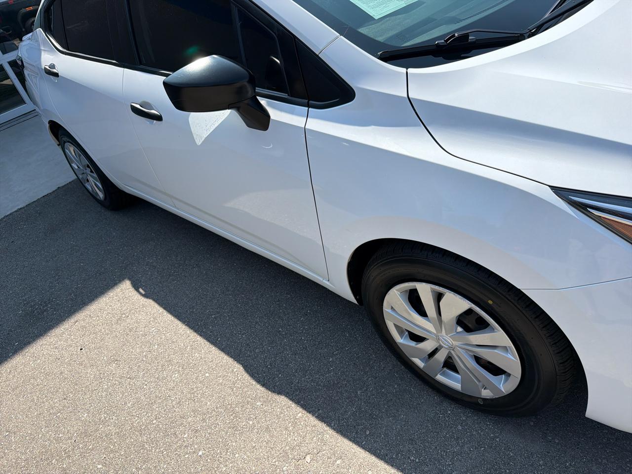 Nissan Versa S CVT 2020