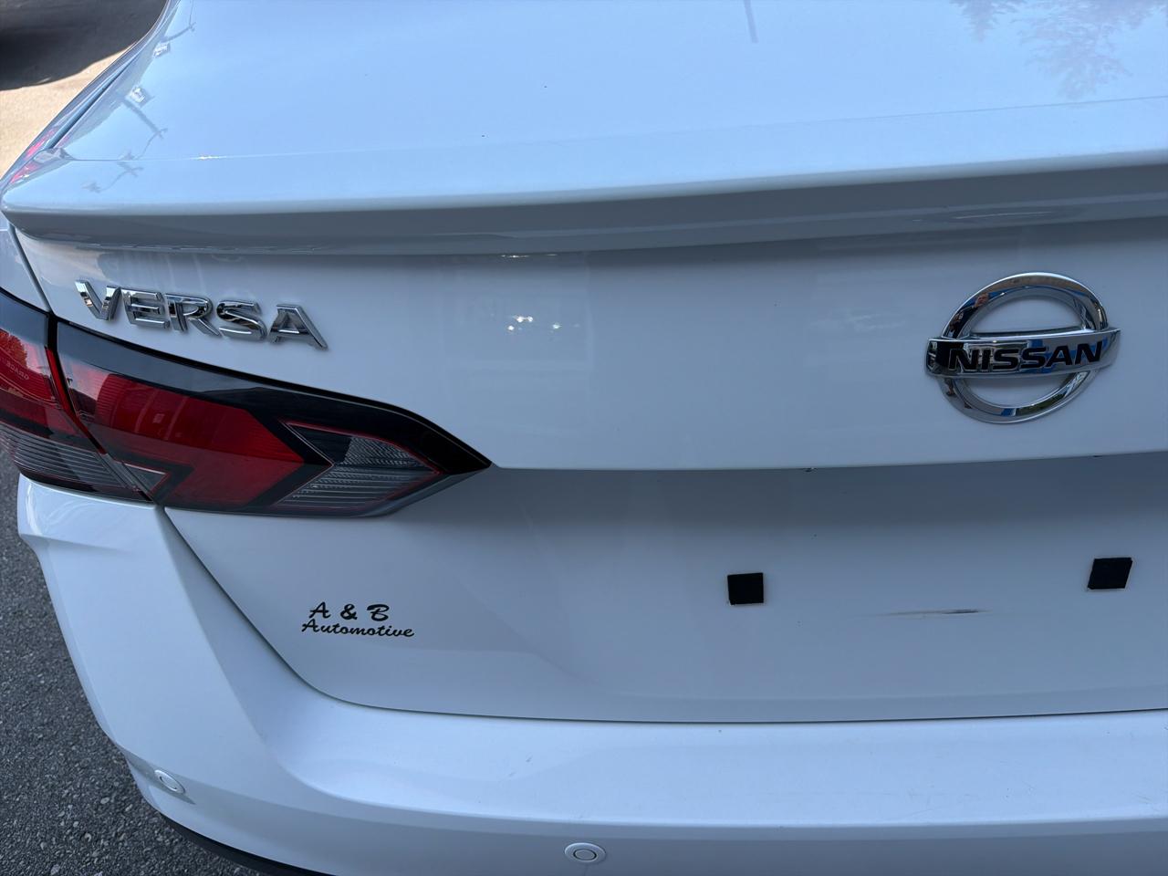 Nissan Versa S CVT 2020