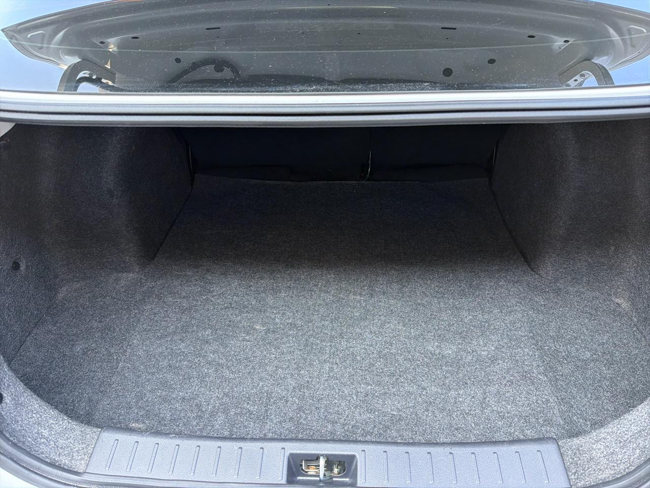 Nissan Versa S CVT 2020