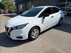 2020 Nissan Versa 