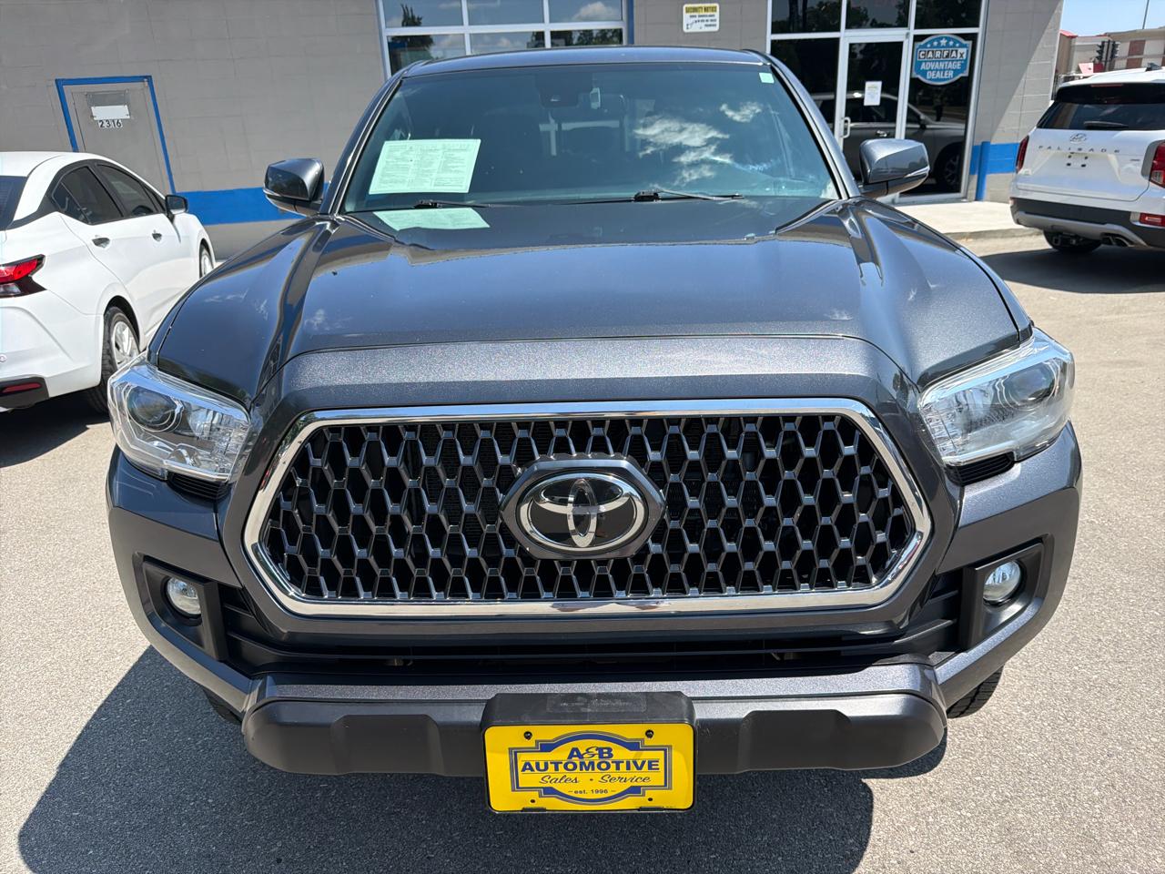 Toyota Tacoma 4WD TRD Off Road Double Cab 5' Bed V6 MT (Natl) 2019