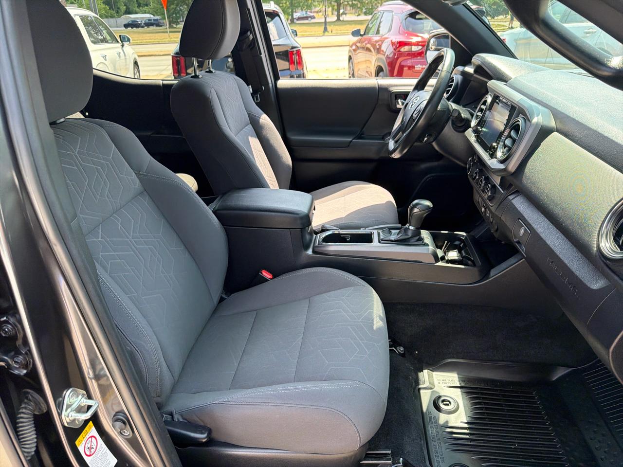 Toyota Tacoma 4WD TRD Off Road Double Cab 5' Bed V6 MT (Natl) 2019
