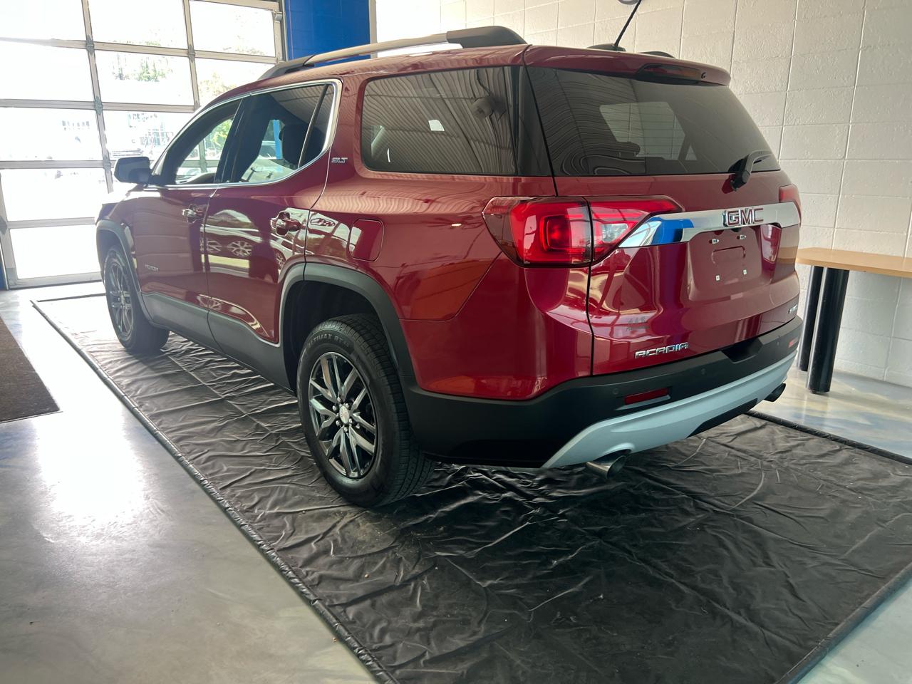 GMC Acadia AWD 4dr SLT w/SLT-1 2019